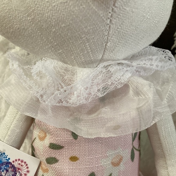 NEW! FARMHOUSE SPRING STUFFED PIG IN PINK FLORAL GOWN & BALLERINA SLIPPERS - Picture 12 of 12